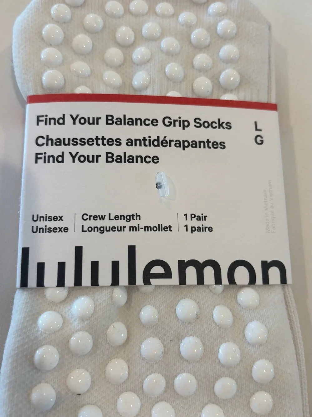NWT Lululemon Find Your Balance Grip Socks Neutral White LG Crew Pilates Yoga